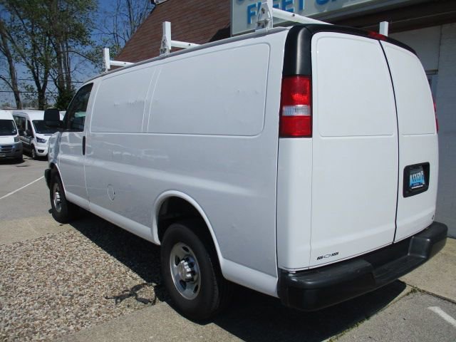 Used 2020 Chevrolet Express 2500 w/ Driver Convenience Package RWD image 9