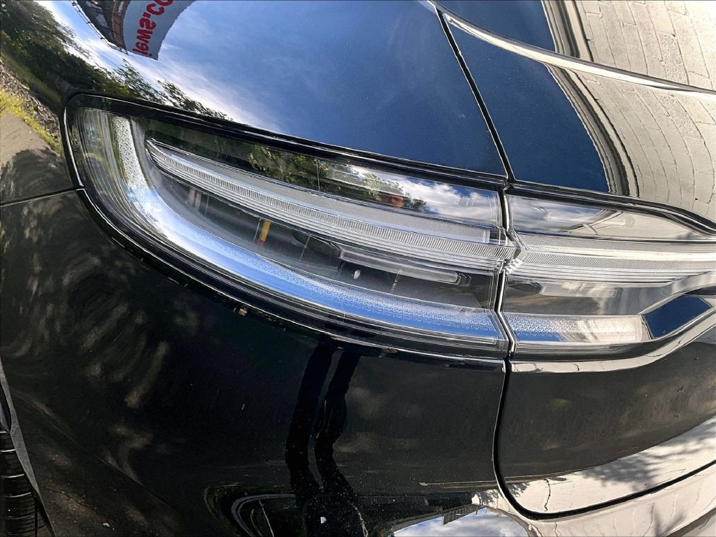 Certified 2023 Porsche Macan GTS AWD/4WD image 31