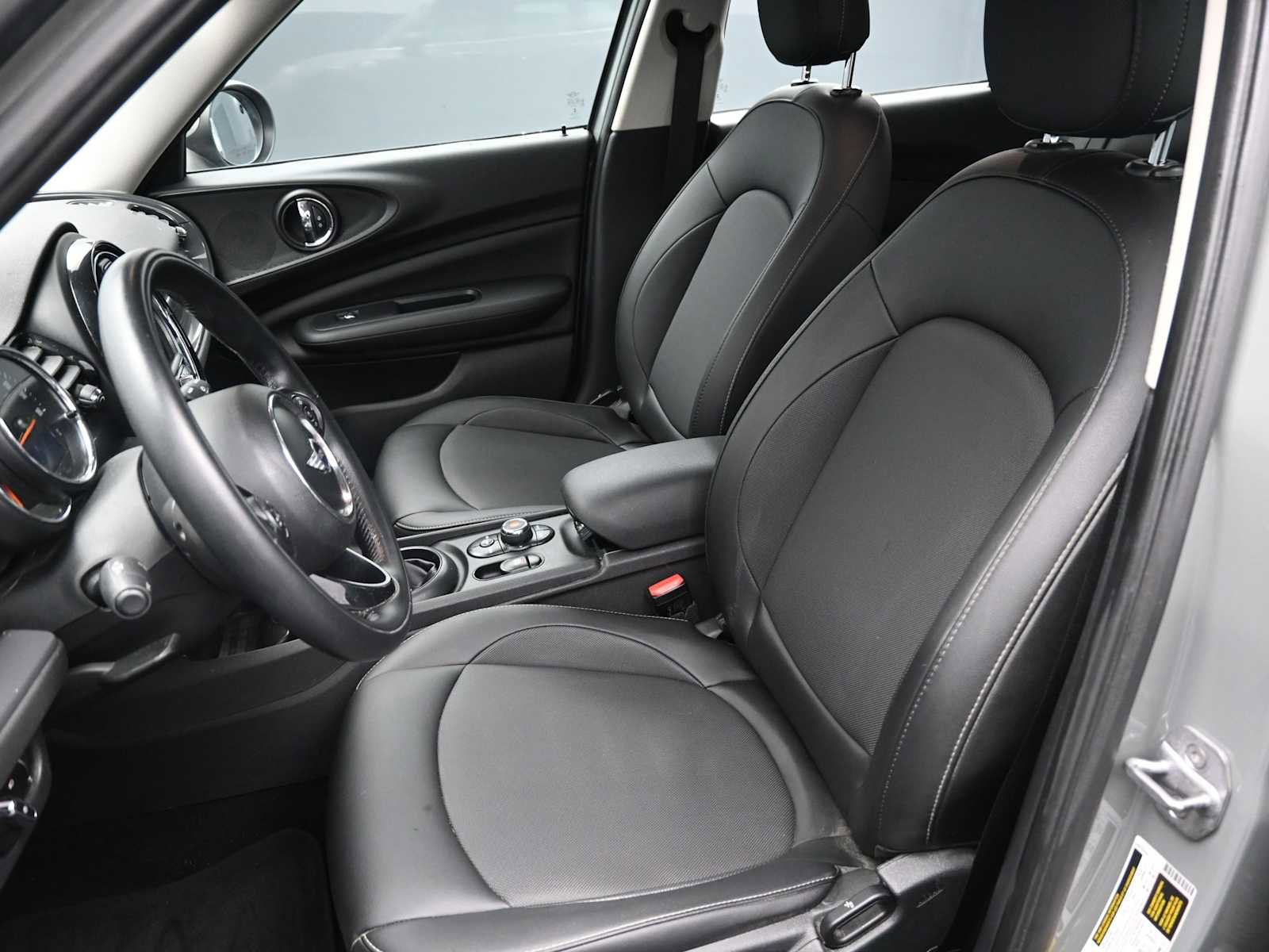 Used 2018 MINI Cooper Clubman image 10