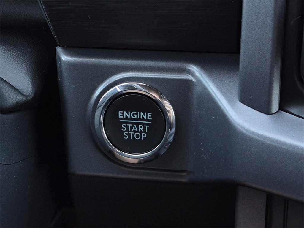 Used 2025 Ford F150 XLT w/ Equipment Group 302A MID image 31