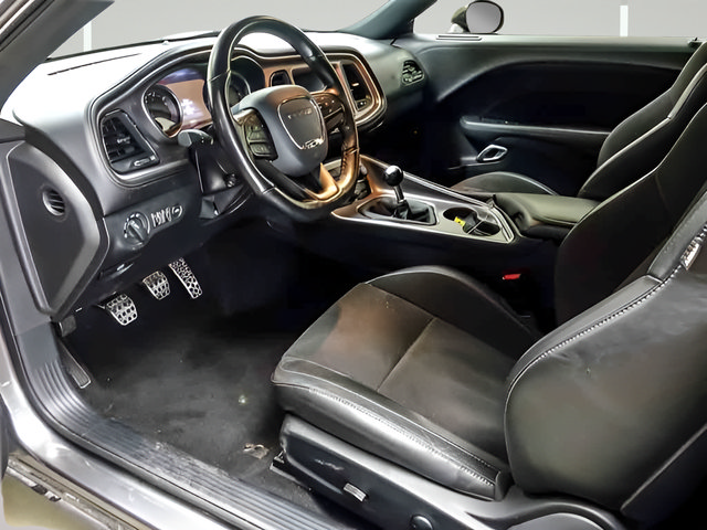 Used 2022 Dodge Challenger R/T Scat Pack RWD image 9