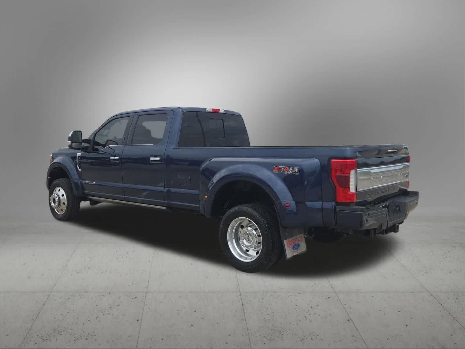 Used 2019 Ford F450 Platinum w/ Platinum Ultimate Package AWD/4WD image 4
