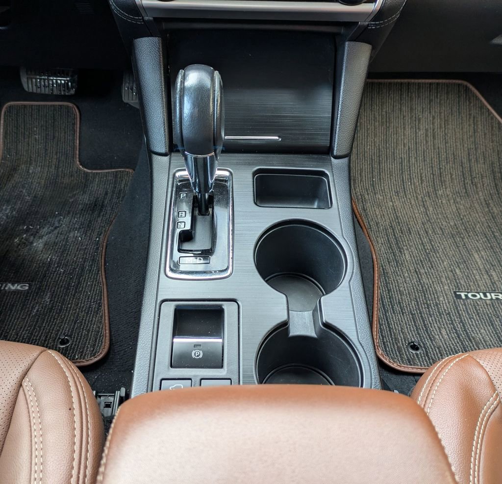 Used 2018 Subaru Outback 3.6R Touring image 14