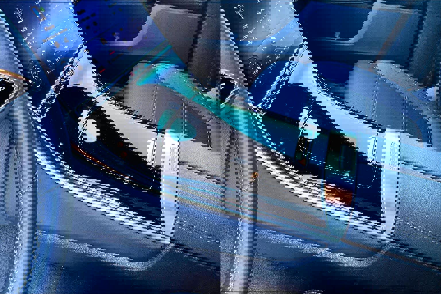 Used 2024 Mercedes-Benz GLC 300 image 16