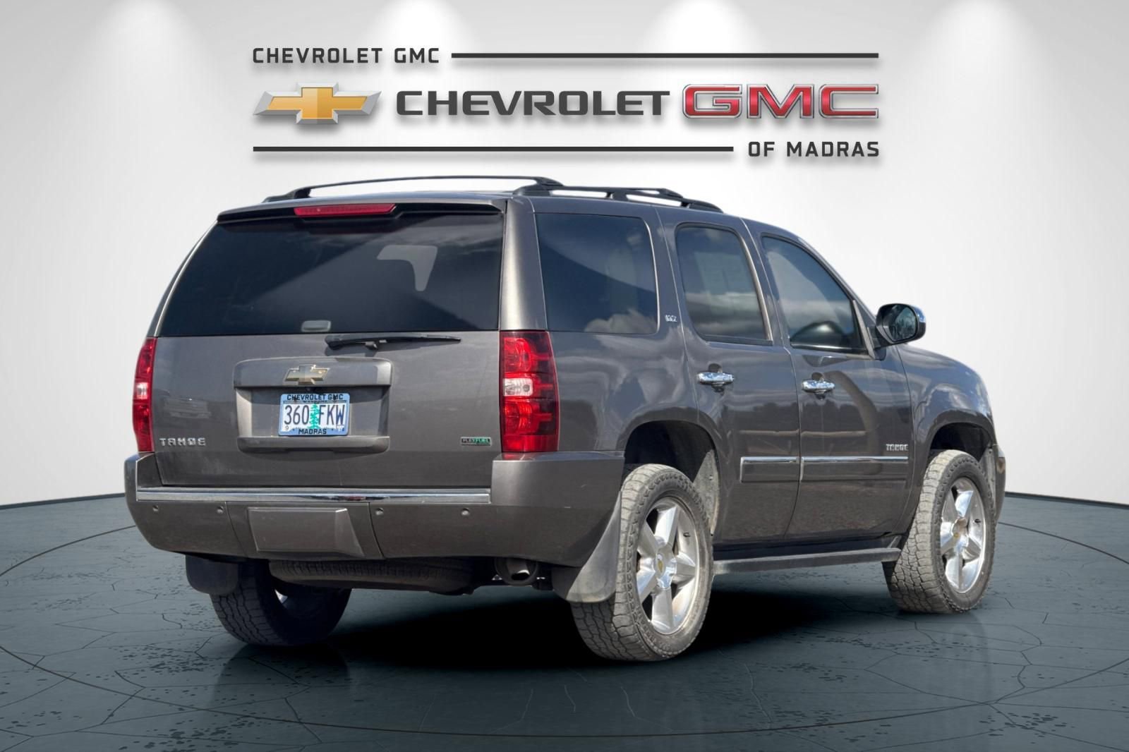Used 2011 Chevrolet Tahoe LTZ AWD/4WD image 3