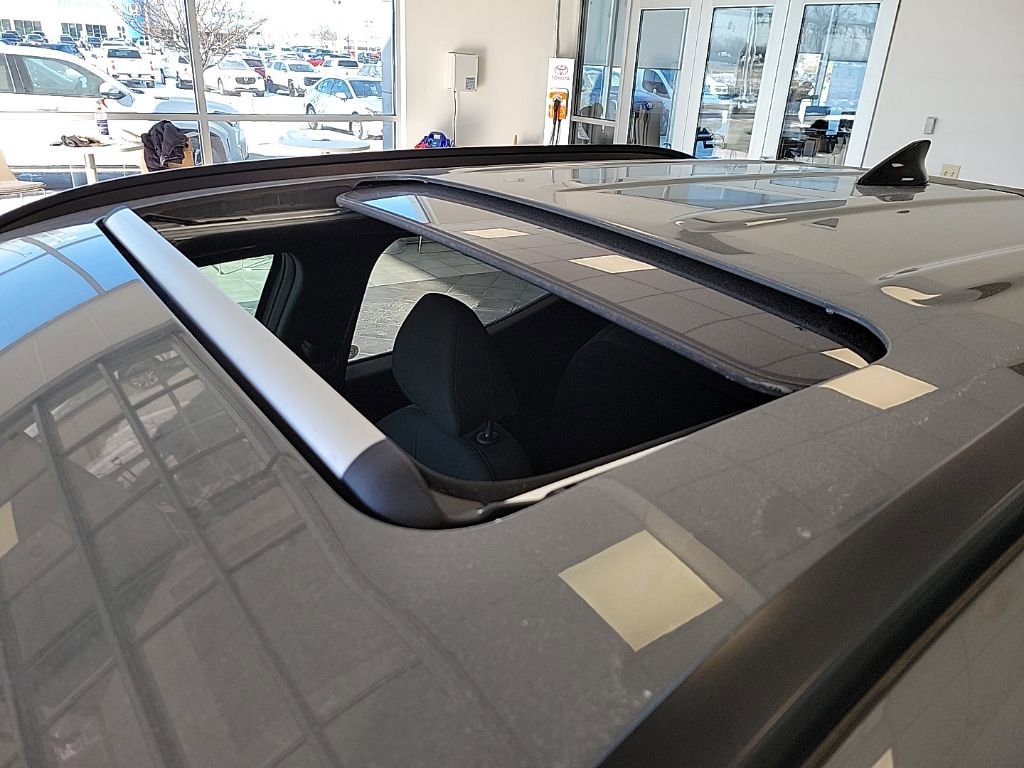 Used 2024 Hyundai Santa Cruz SEL w/ Activity Package image 3