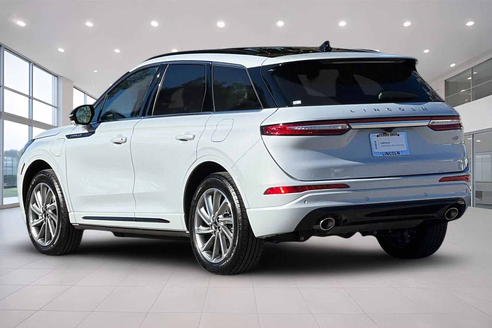 Certified 2025 Lincoln Corsair Grand Touring w/ Equipment Group 301A image 6