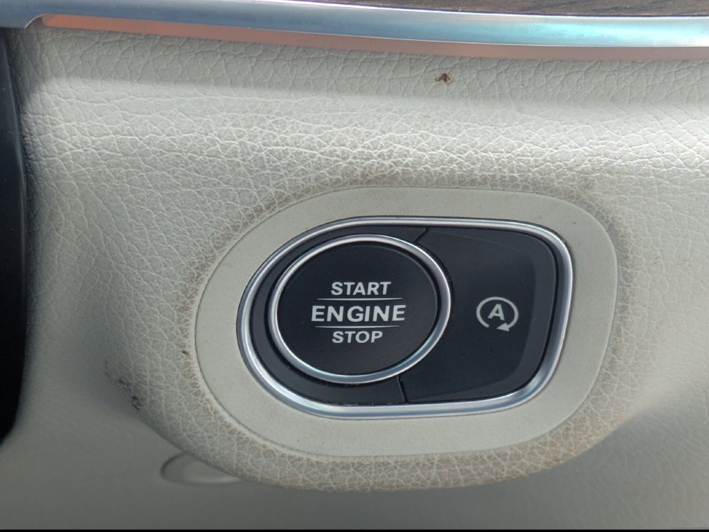 Used 2022 Mercedes-Benz GLE 350 w/ Premium Package image 33