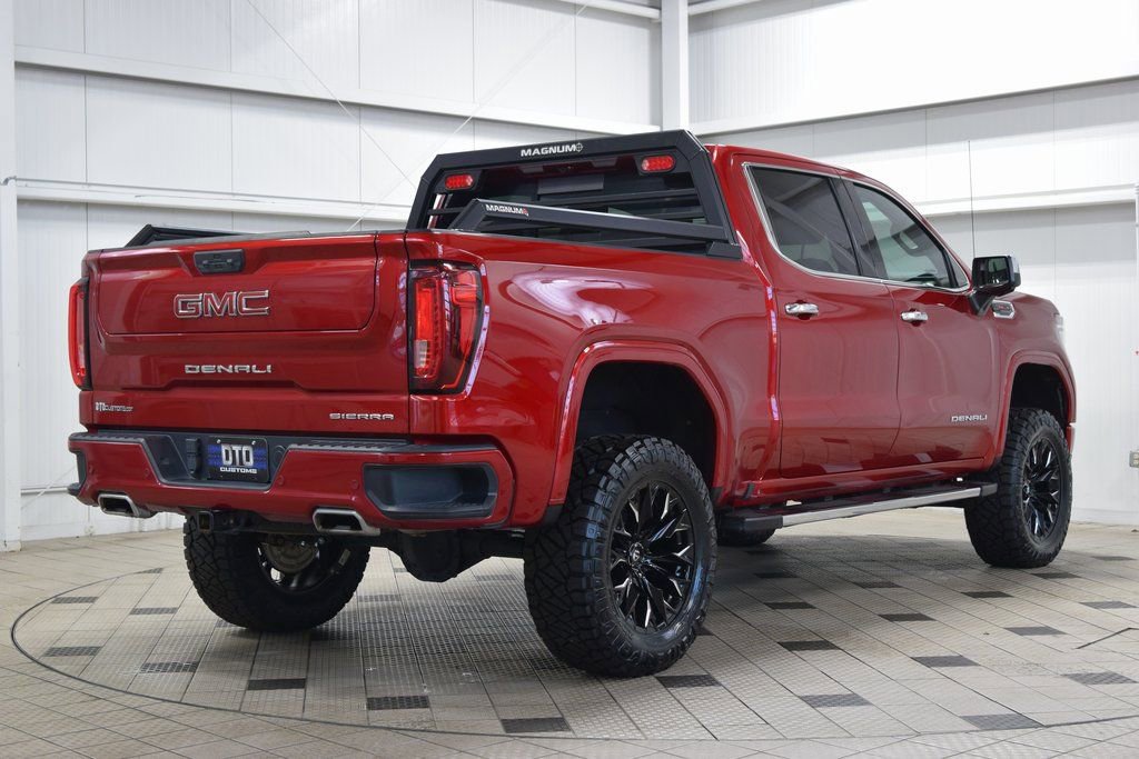 Used 2024 GMC Sierra 1500 Denali w/ Technology Package AWD/4WD image 7