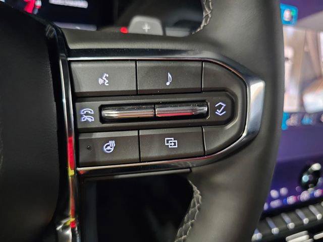 New 2026 GMC Yukon XL Denali w/ Denali Reserve Package AWD/4WD image 35