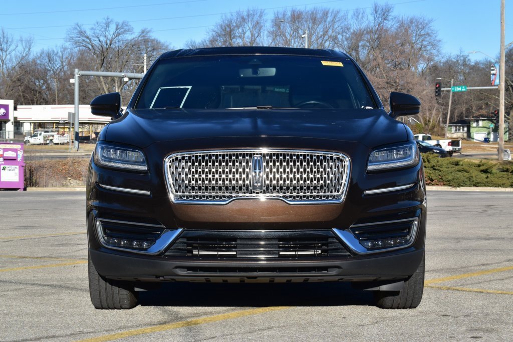 Used 2020 Lincoln Nautilus Reserve image 2