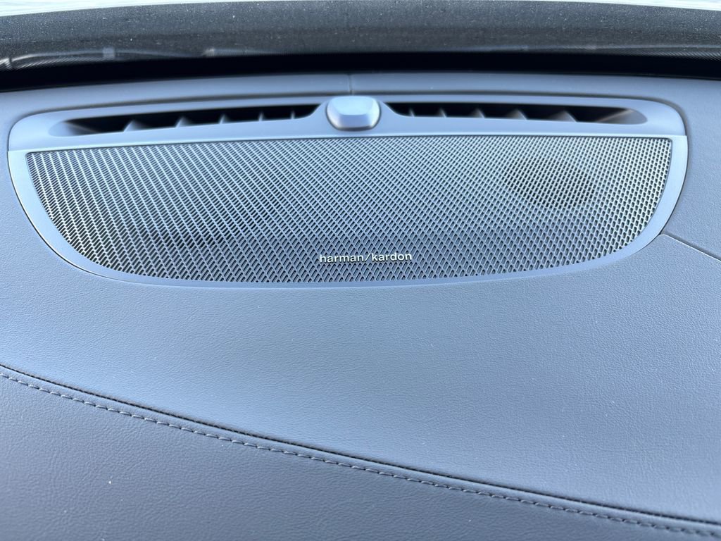 New 2026 Volvo XC90 B5 Plus image 11