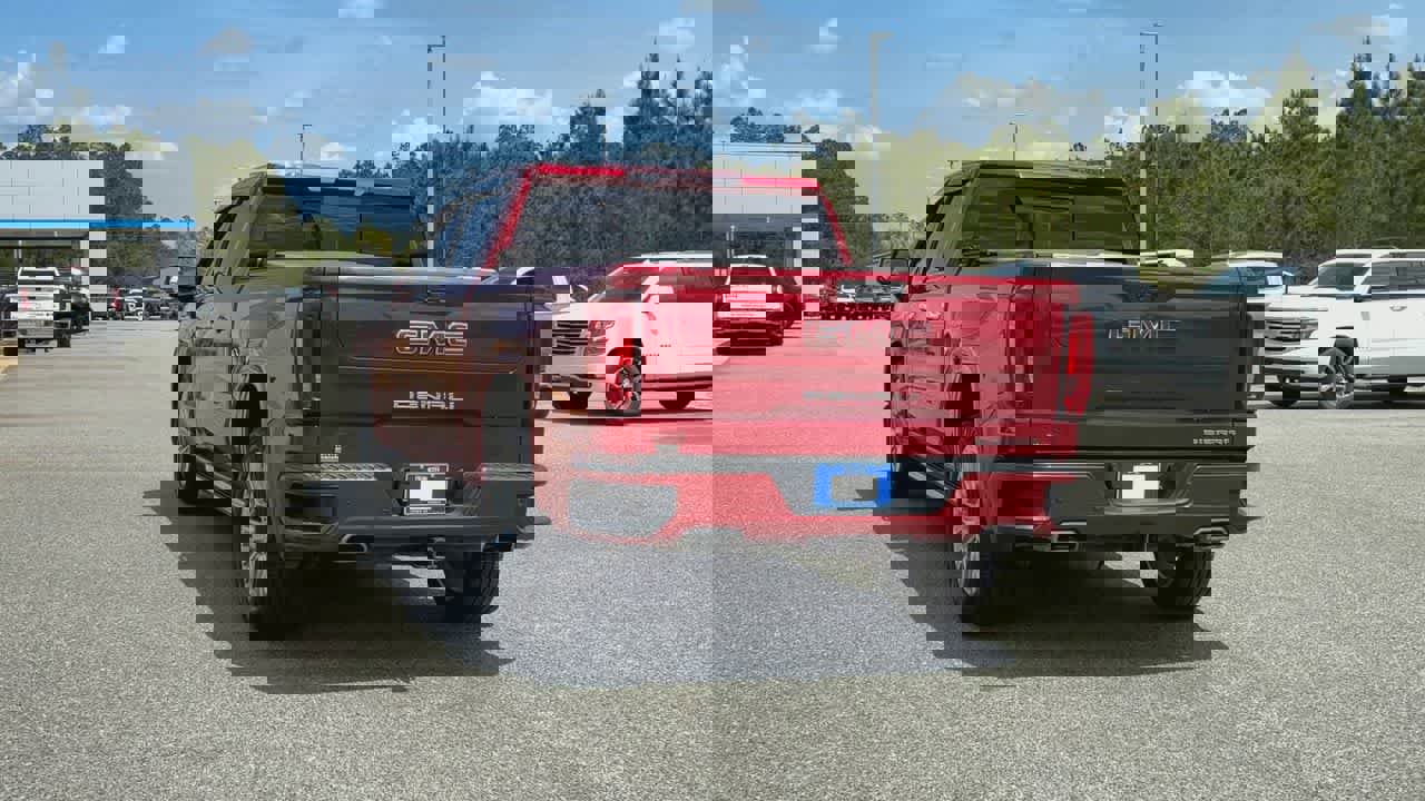 Used 2022 GMC Sierra 1500 Denali w/ Denali Premium Package image 7