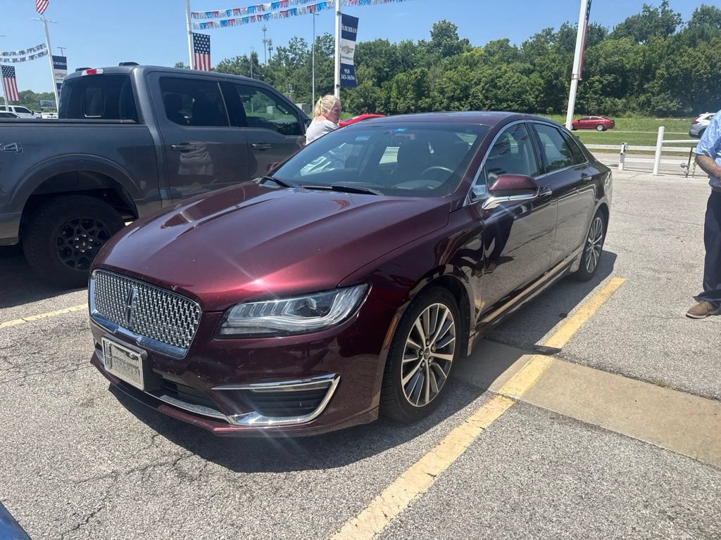 Used 2018 Lincoln MKZ Select w/ Select Plus Package FWD image 1