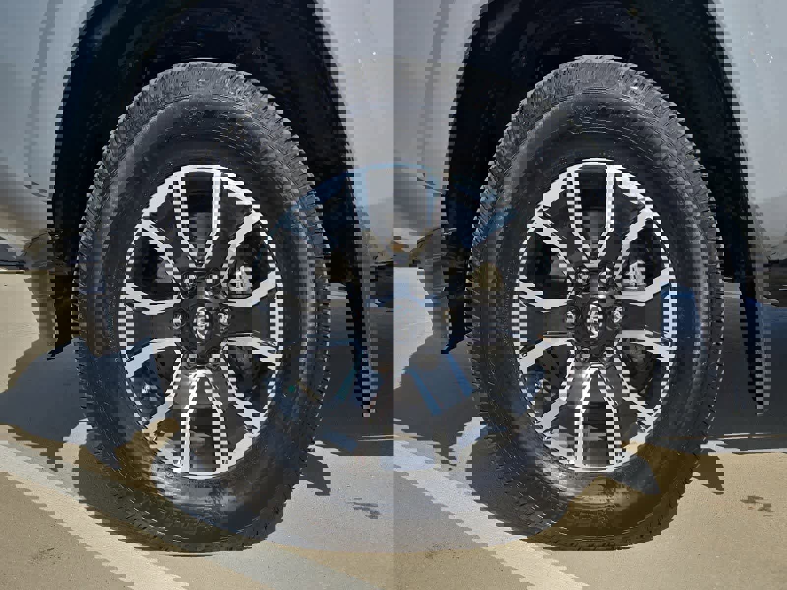 Used 2020 Toyota Tacoma TRD Sport w/ Technology Package RWD image 13