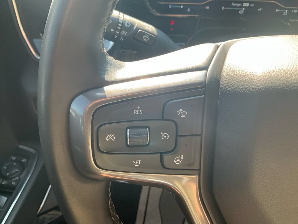 Used 2024 Chevrolet Silverado 3500 High Country w/ High Country Premium Package AWD/4WD image 22