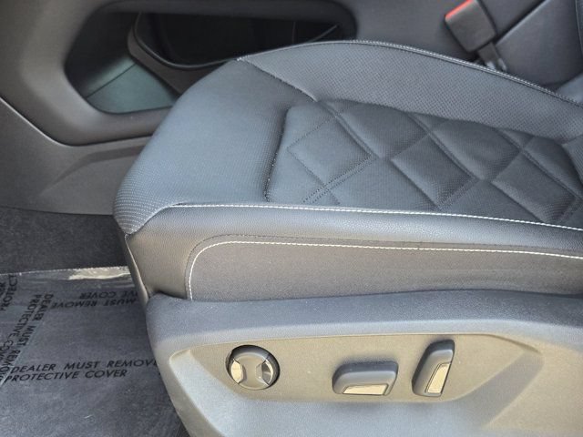 Used 2025 Volkswagen Atlas SE FWD image 23