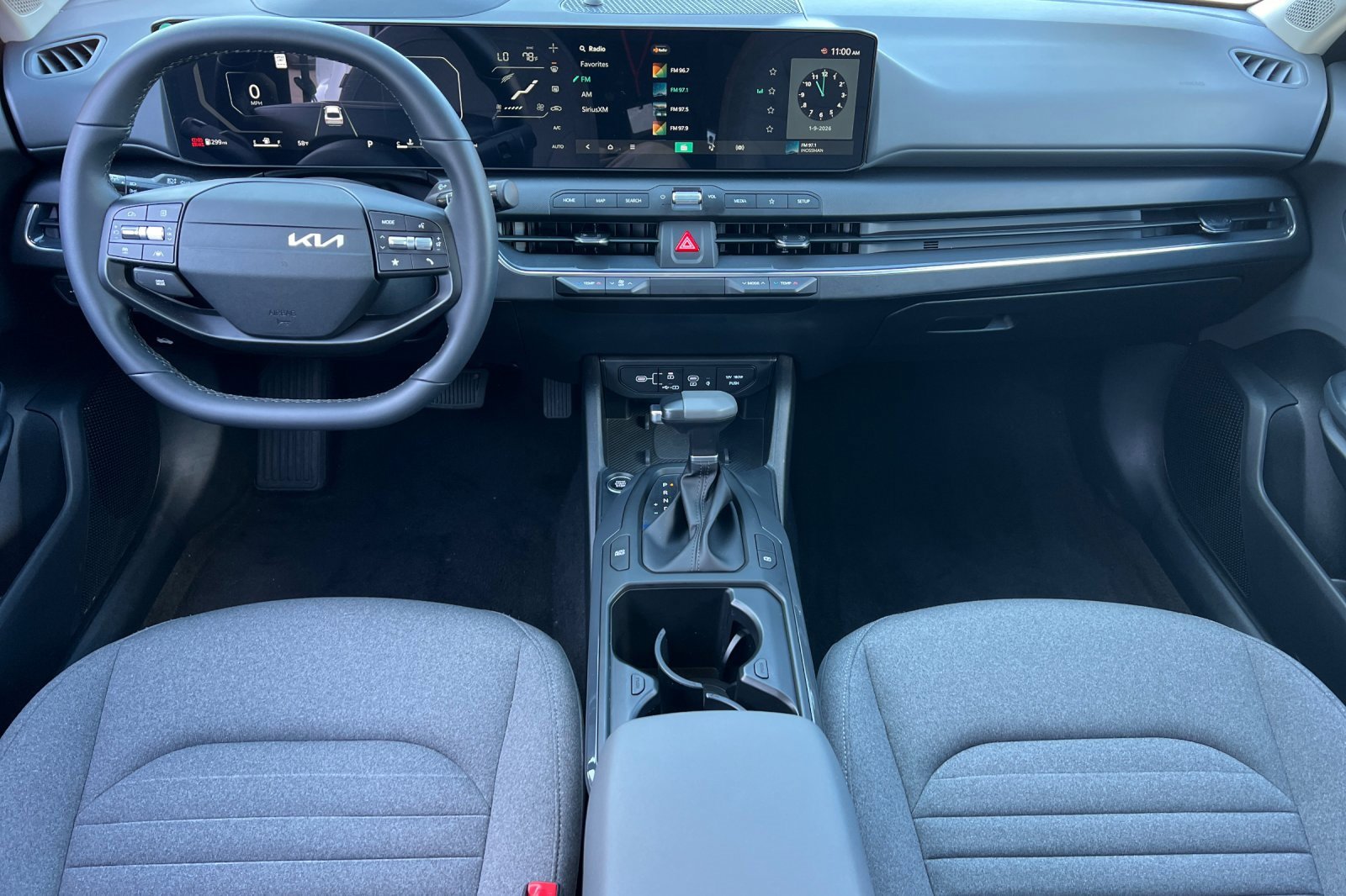 Used 2025 Kia K4 EX image 14