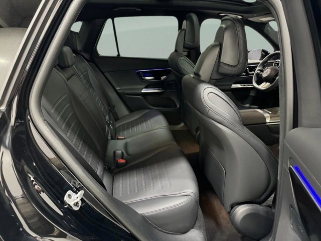 Certified 2025 Mercedes-Benz GLC 300 4MATIC image 10