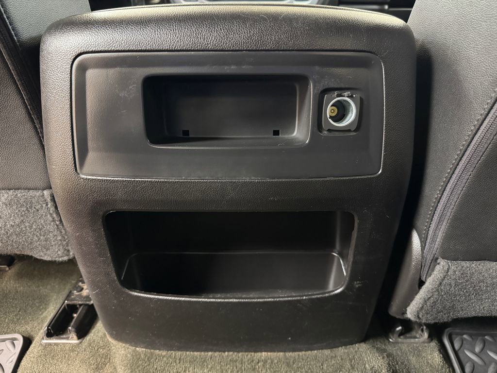 Used 2016 GMC Sierra 2500 SLT AWD/4WD image 18