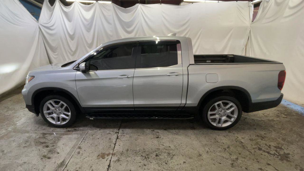 Used 2025 Honda Ridgeline RTL image 5