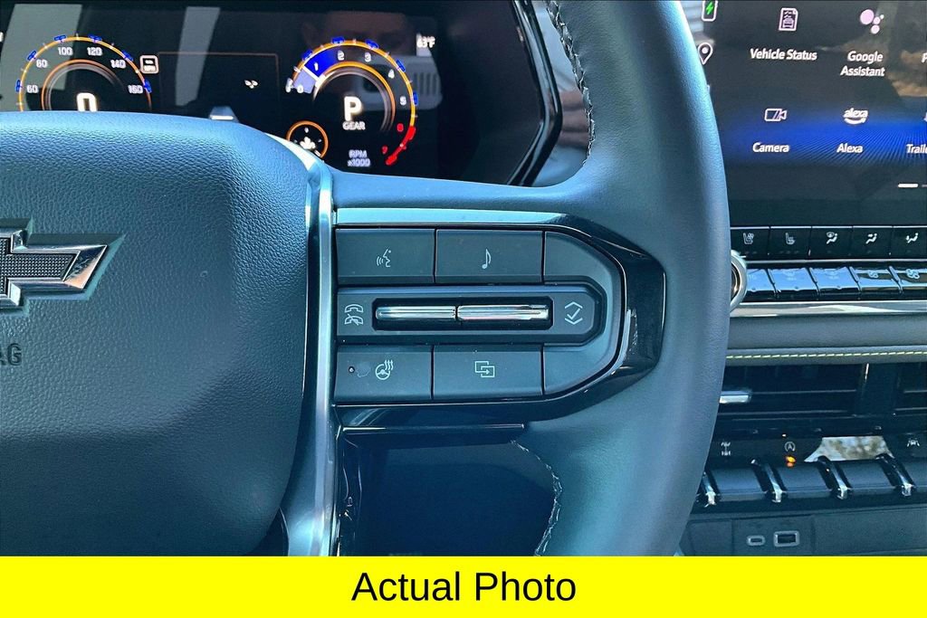 Used 2024 Chevrolet Colorado ZR2 w/ ZR2 Convenience Package III image 21