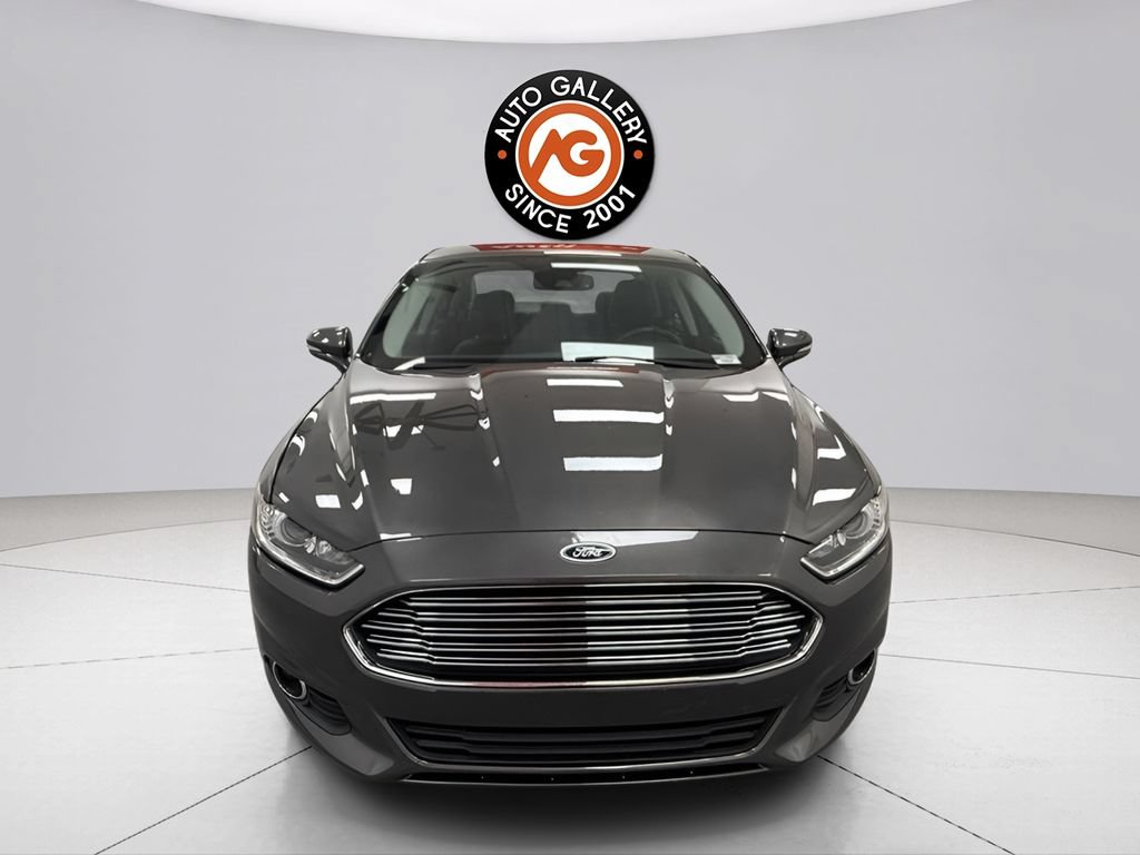 Used 2015 Ford Fusion SE w/ Equipment Group 202A FWD image 7