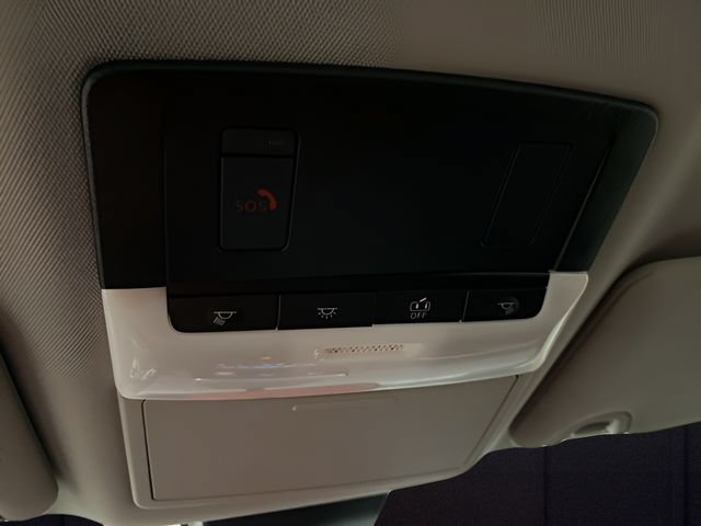Used 2024 Nissan Altima 2.5 SR FWD image 24