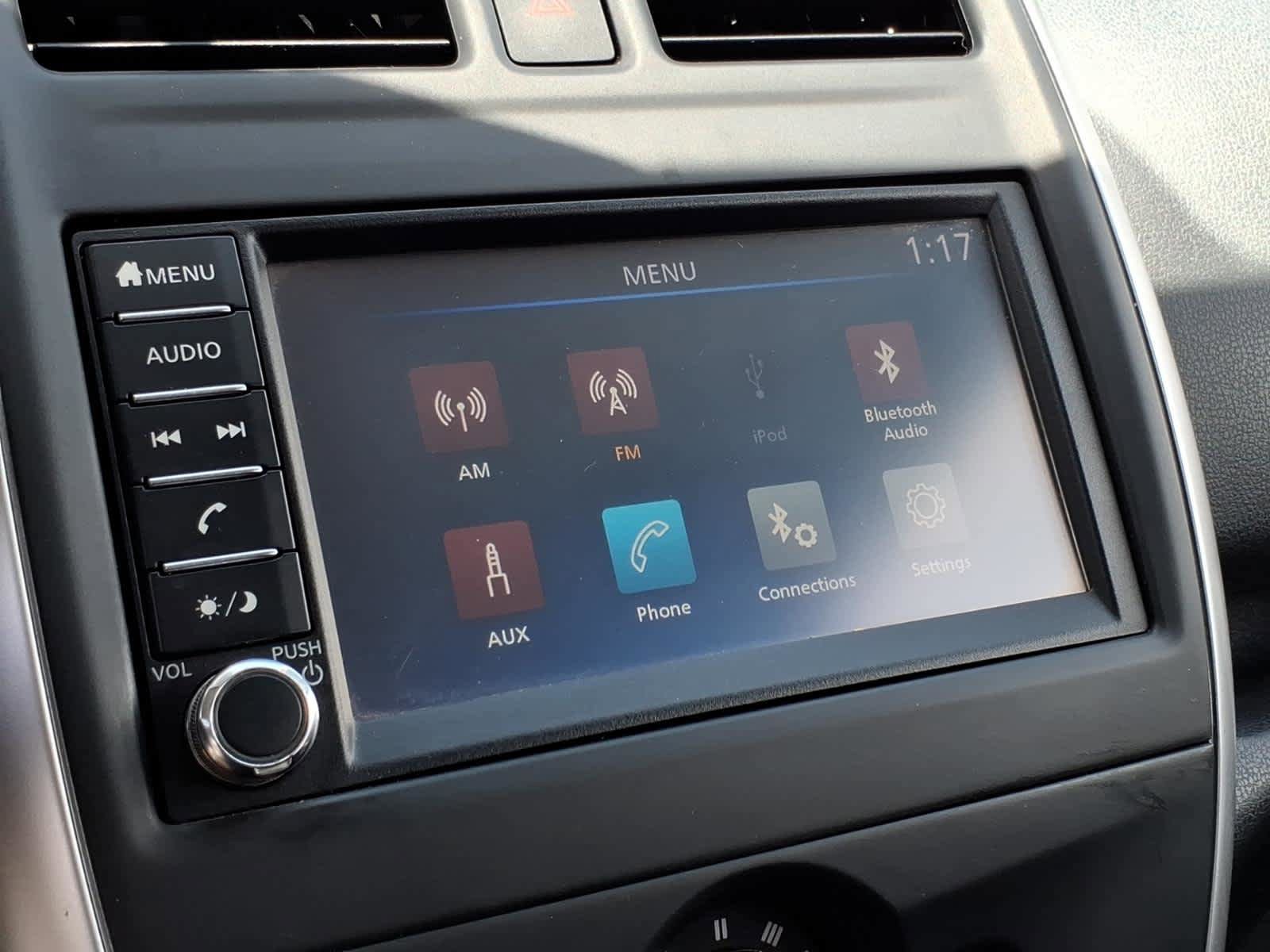 Used 2019 Nissan Versa Note SV FWD image 36