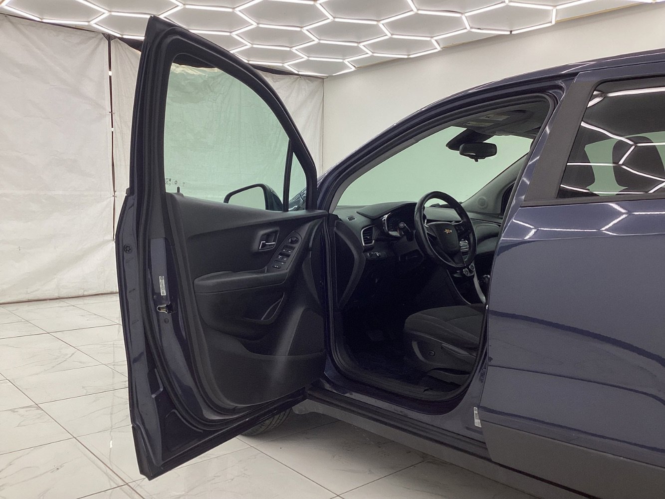 Used 2019 Chevrolet Trax LS image 16