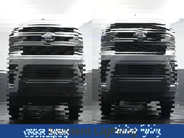 Used 2024 Ford Expedition XLT AWD/4WD image 31