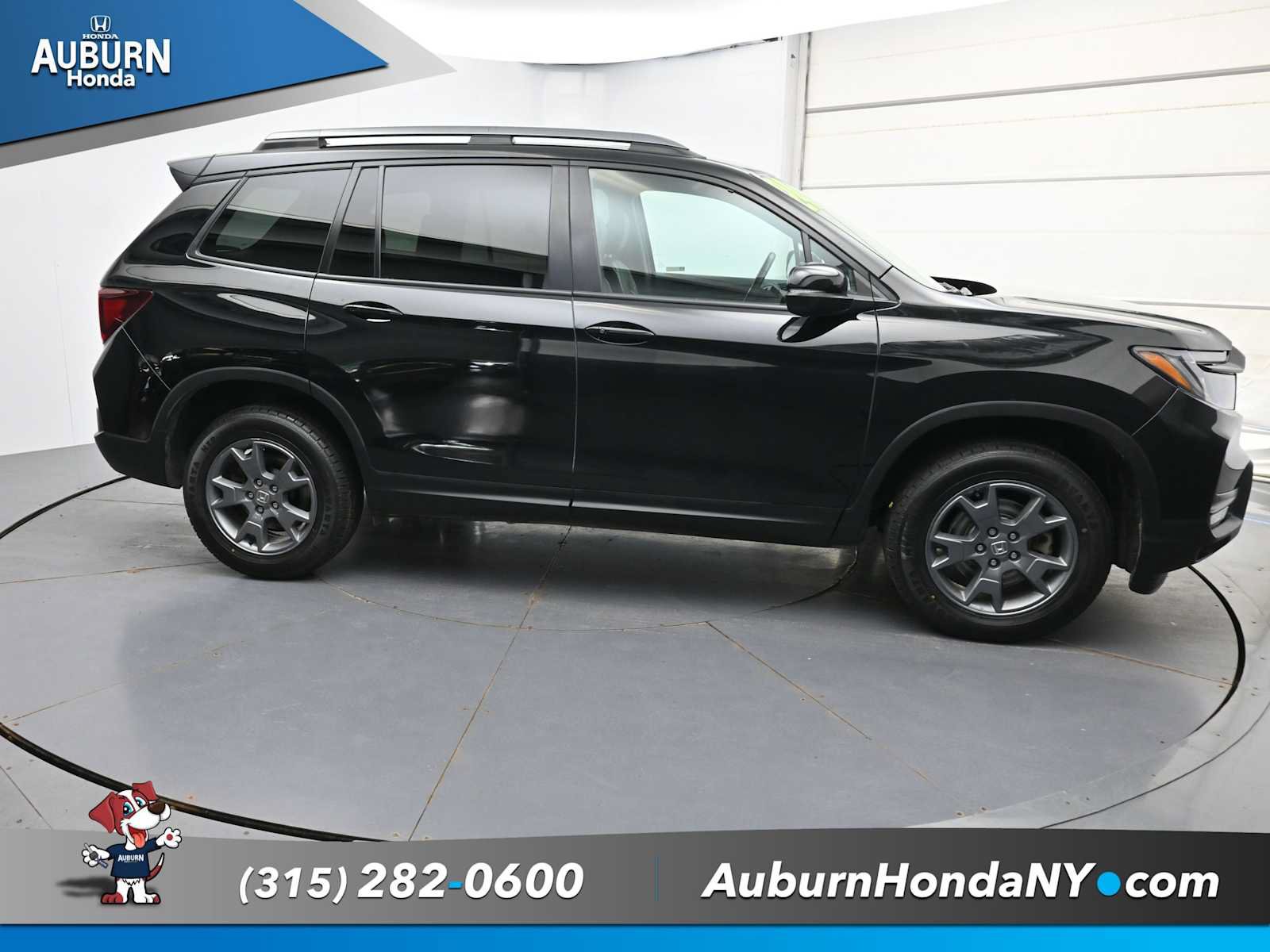 Used 2024 Honda Passport TrailSport image 18