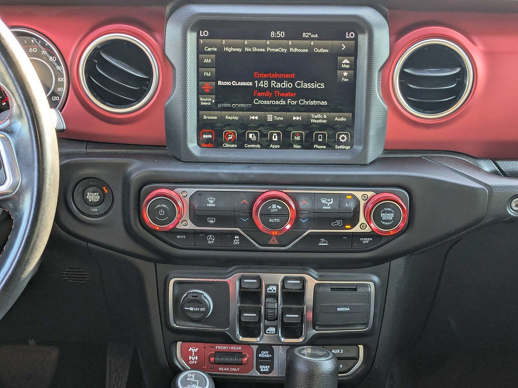 Used 2022 Jeep Wrangler Unlimited Rubicon w/ LED Lighting Group AWD/4WD image 18
