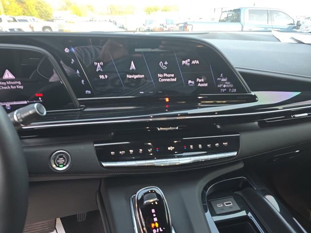 Certified 2024 Cadillac Escalade Sport w/ LPO, ONYX Package image 21