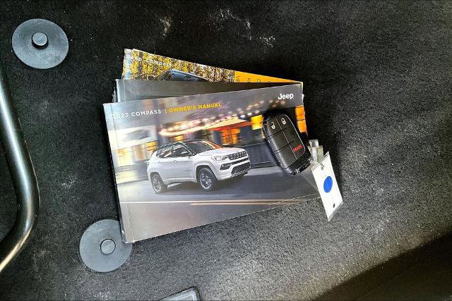 Used 2023 Jeep Compass Trailhawk image 10