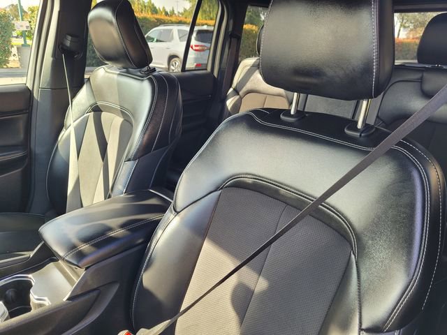 Used 2024 Jeep Grand Cherokee Altitude image 12