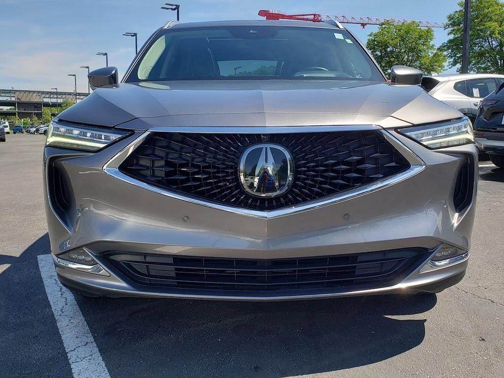 Used 2023 Acura MDX SH-AWD w/ Advance Package image 3
