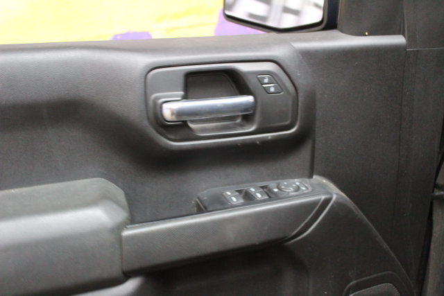 Used 2019 Chevrolet Silverado 1500 Custom w/ Custom Value Package RWD image 13