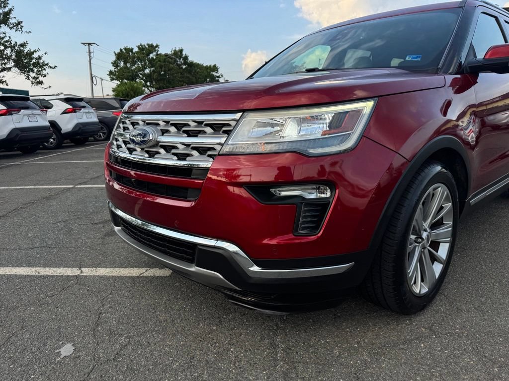 Used 2019 Ford Explorer Limited w/ Ford Safe & Smart Package FWD image 41