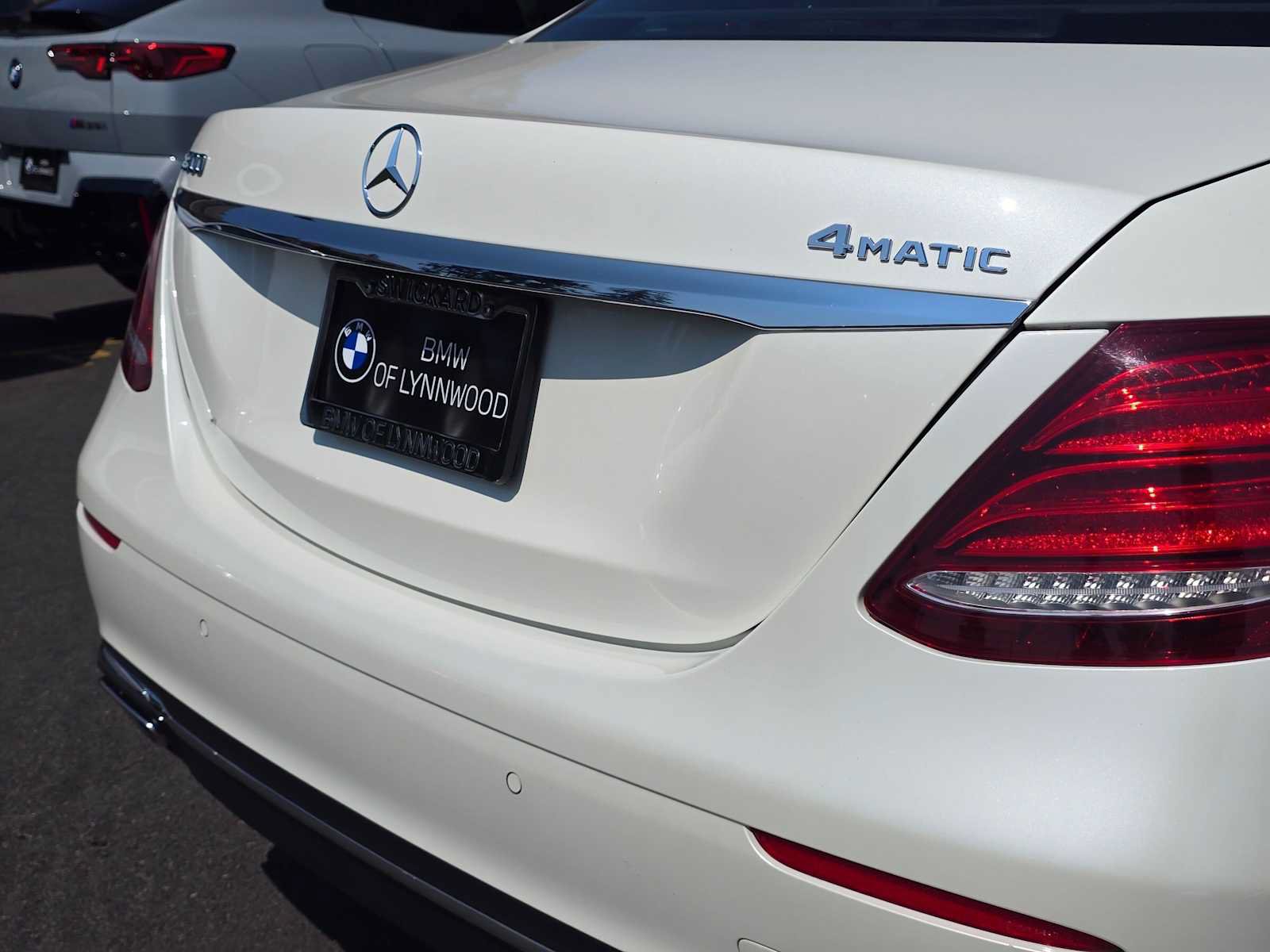 Used 2017 Mercedes-Benz E 300 4MATIC image 13