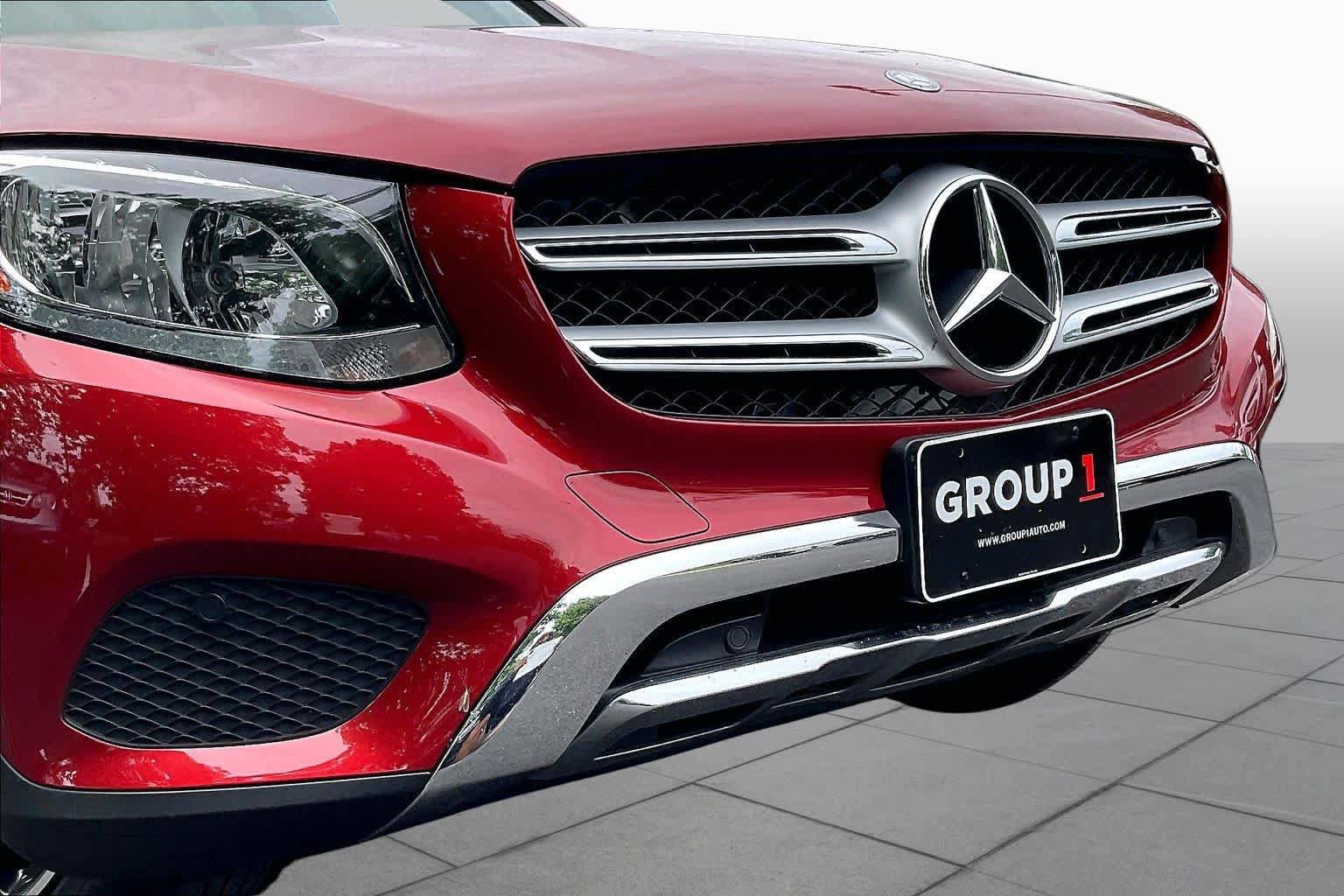 Used 2017 Mercedes-Benz GLC 300 4MATIC image 31