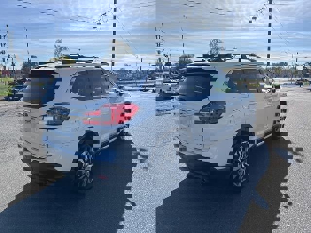 Certified 2022 Subaru Ascent Limited w/ Technology Package image 7