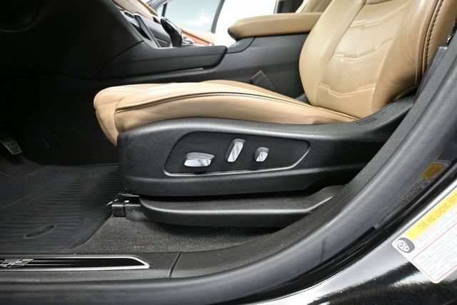 Used 2019 Cadillac XT5 Platinum AWD/4WD image 22