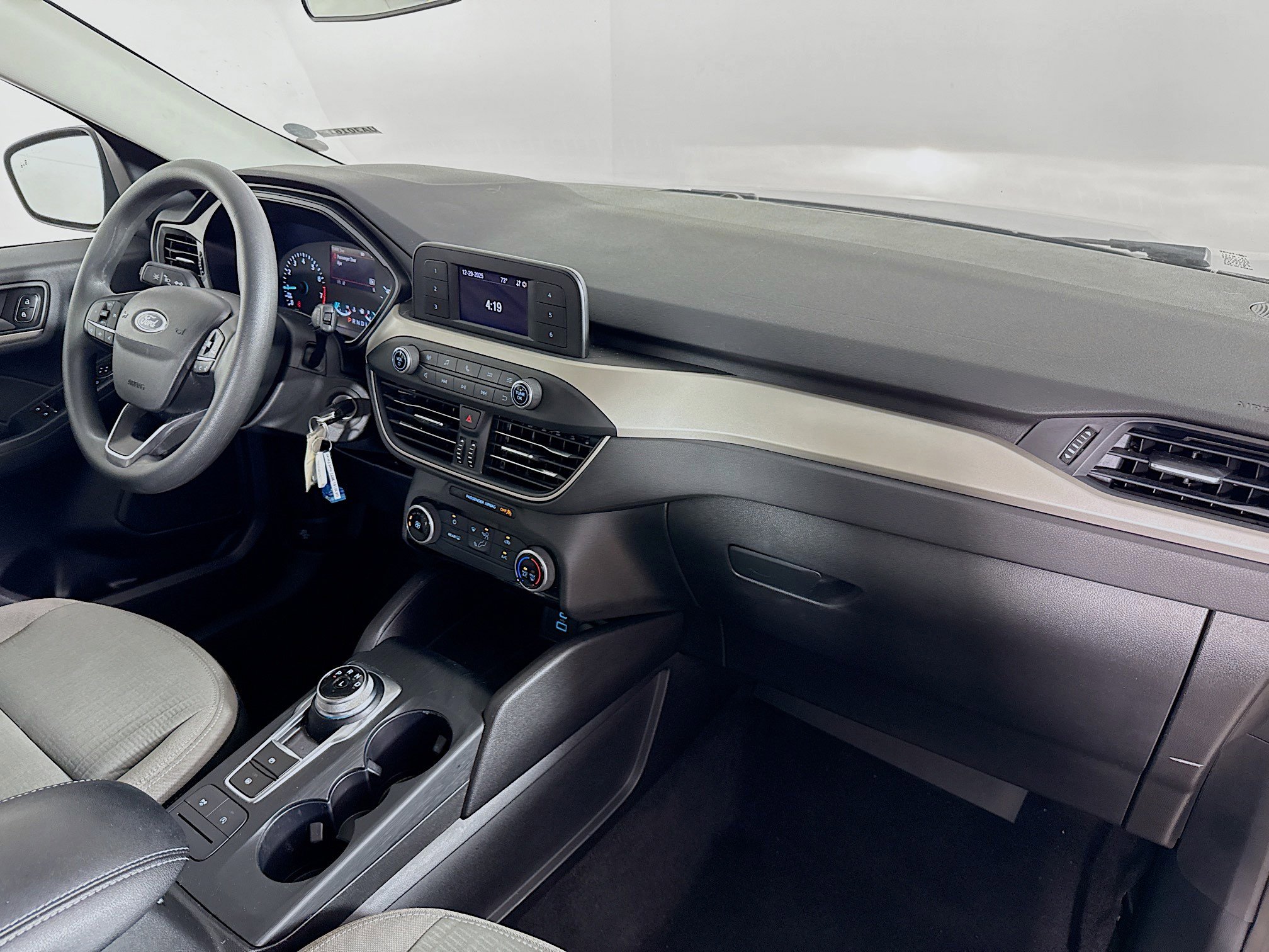 Used 2022 Ford Escape S image 33