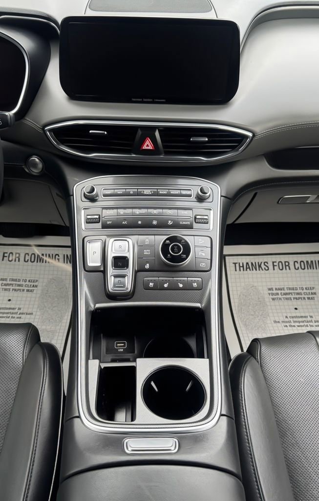 Used 2021 Hyundai Santa Fe Limited w/ Cargo Package image 17