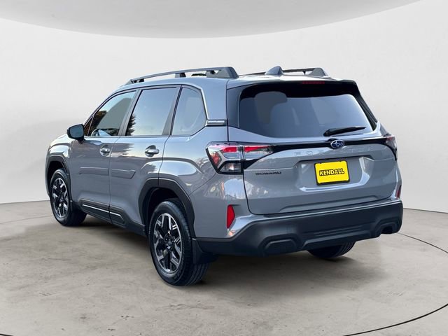 Certified 2025 Subaru Forester Premium image 3