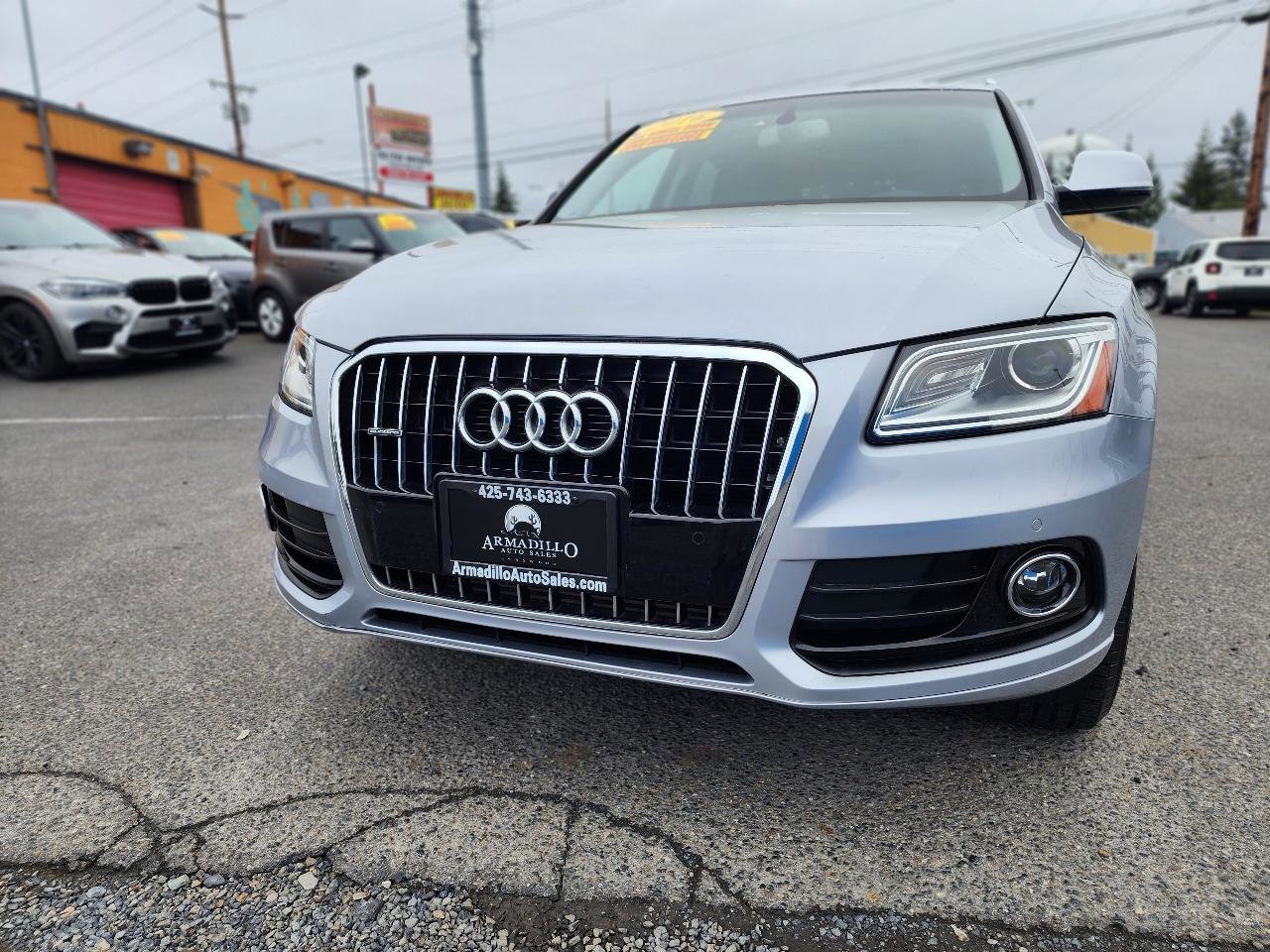 Used 2016 Audi Q5 2.0T Premium Plus w/ Technology Package AWD/4WD image 2