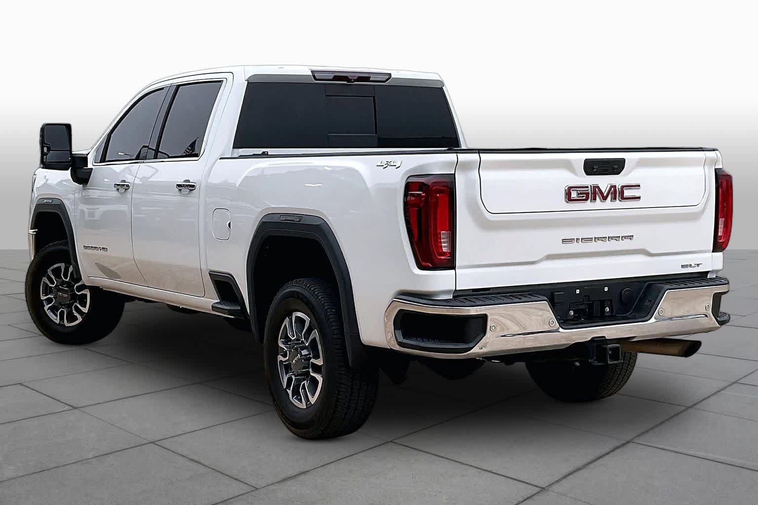 Used 2021 GMC Sierra 2500 SLT w/ SLT Premium Package AWD/4WD image 12