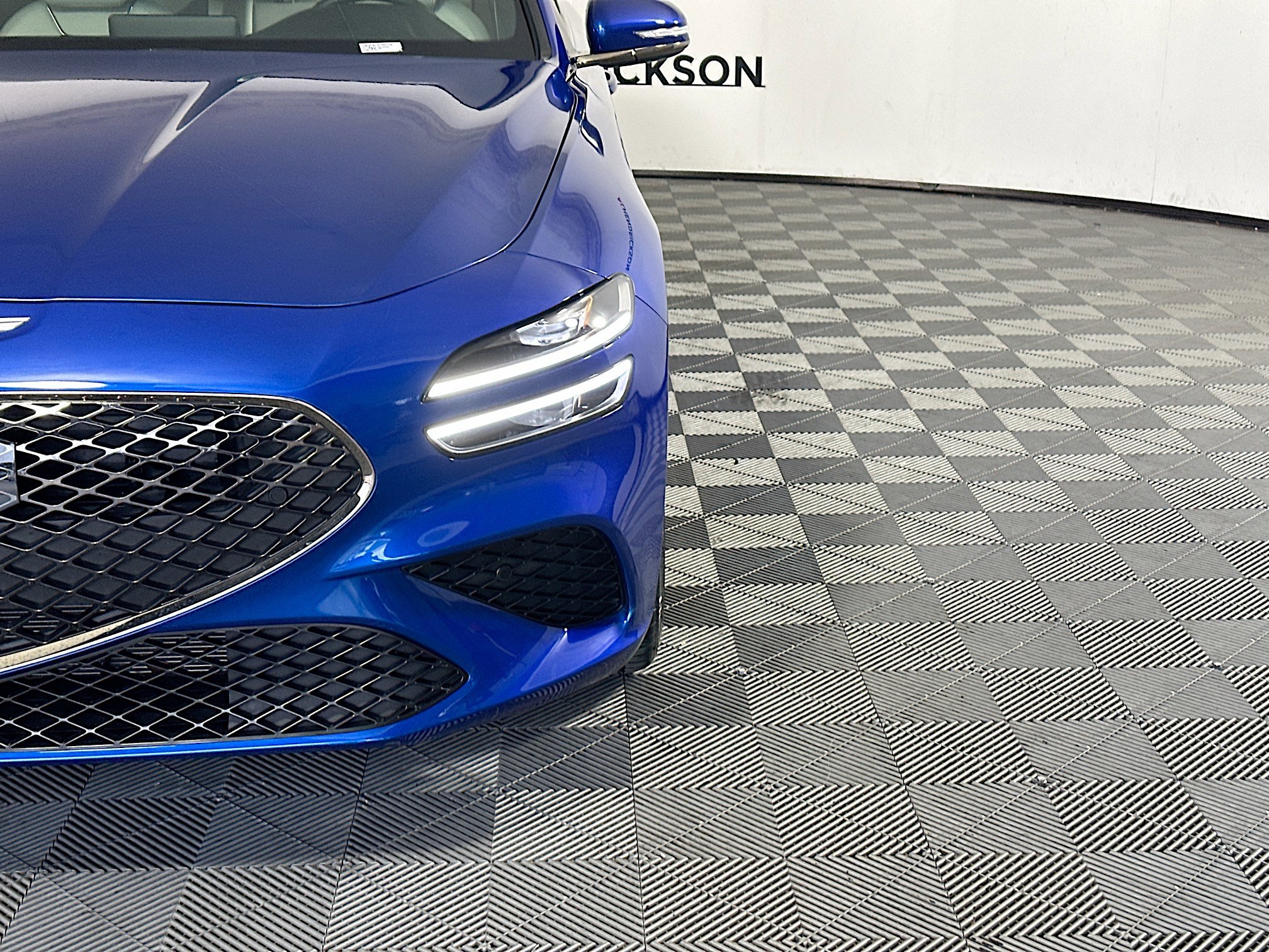 Used 2025 Genesis G70 2.5T w/ Sport Prestige Package image 9