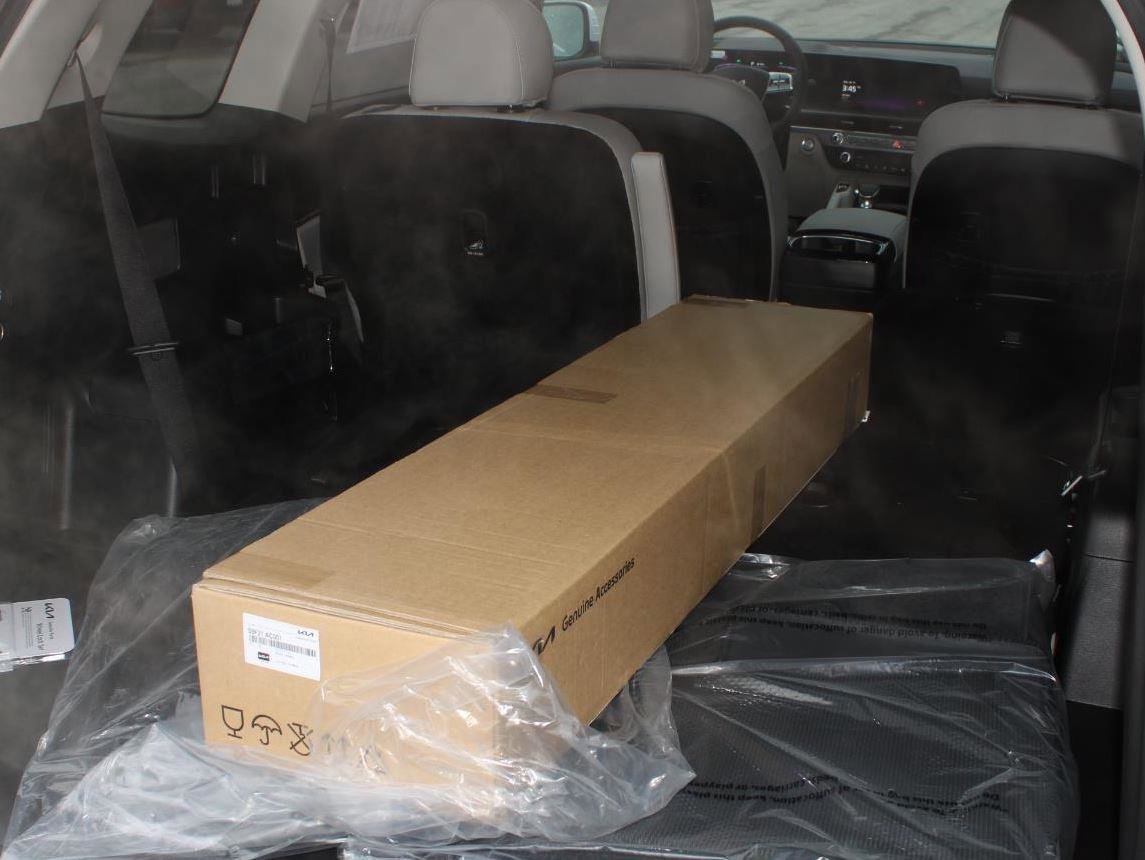 New 2025 Kia Telluride S image 9